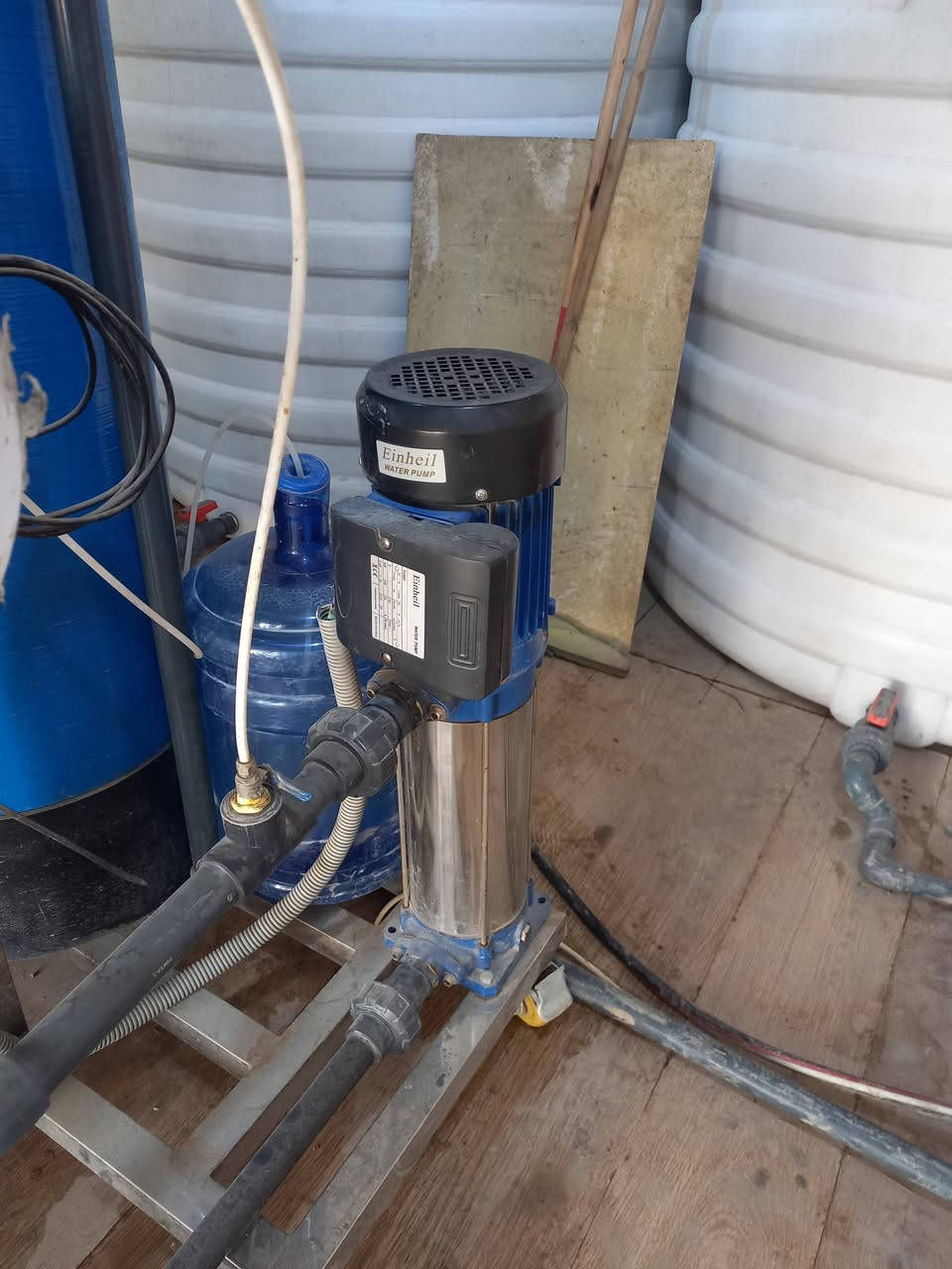 محطه ماء ارو للبيع الف لتر بلساعه مع تانكيات  2000لتر عدد 2 محطه استعمال 4 اشهر للبيع مع الموقع او بدون موقع 
*********** مكاني بغداد مقابل الثعالبه منطقه الصلاح شارع الجزيره
