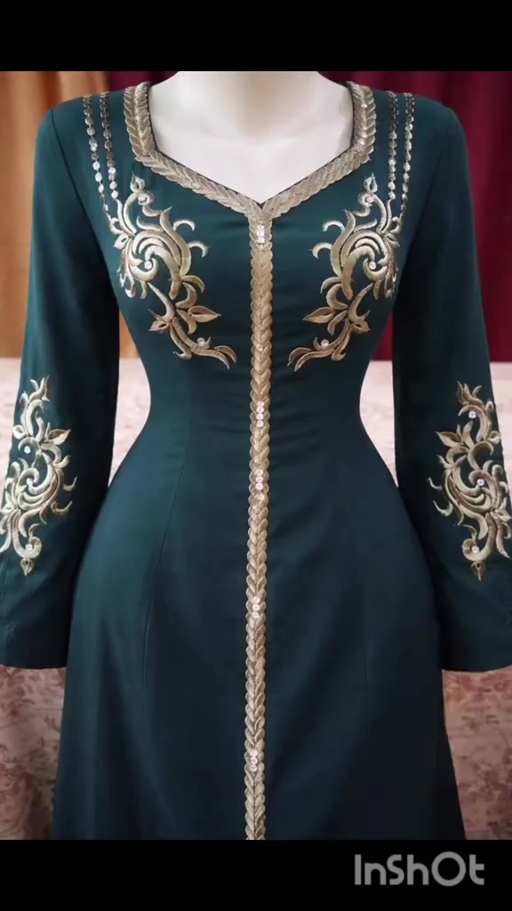 مخور كلابيات كشمير كابوي متوفر بجميع الالوان والقياسات باسعار مناسبه للجميع عندي توصيل لجميع محافظات العراق
رسمي  وتطريزي وخياطي  للحجز واتساب 
***********
