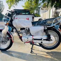 هوندا • موديل ٢٠٢٥ • مكينة ١٢٥