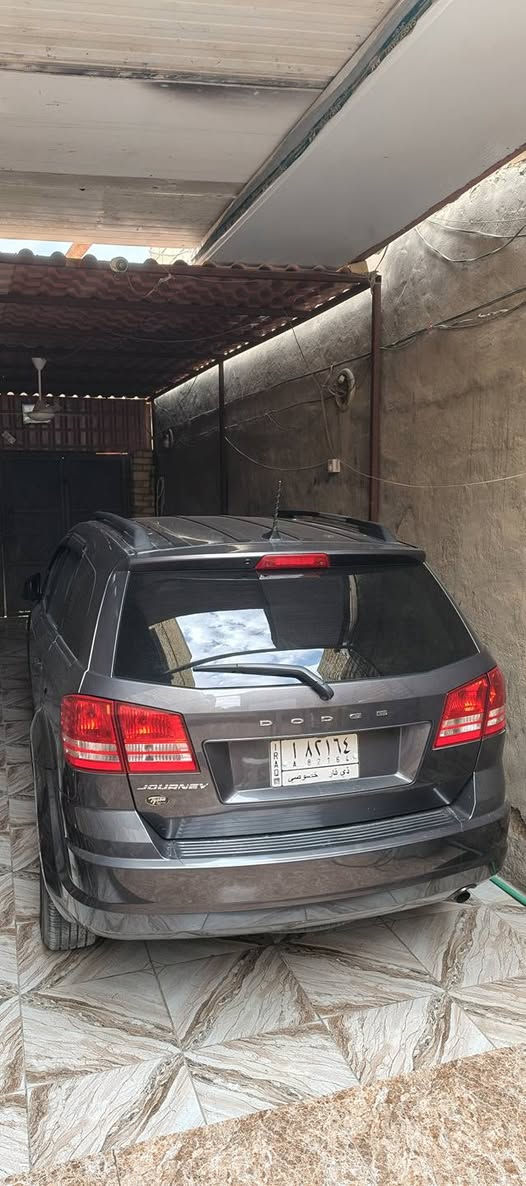 السلام عليكم جورني للبيع موديل 2018 حادثها تبديل بنيد وجاملغ الايسر  قطع واحده تبريد السياره جديده بمعنه الكلمه تجي وتشوف  بعينك السعر 135 وبيها مجال قليل  للاستفسار *********** مكاني الناصريه مركز
