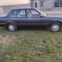 كراون ارنب • ١٩٩٢ • محرك ٣٠٠٠