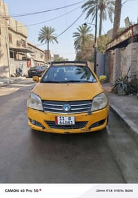 جيلي للبيع موديل /12السيارة محورة كير ومكينة كورلا السيارة خير من الله...