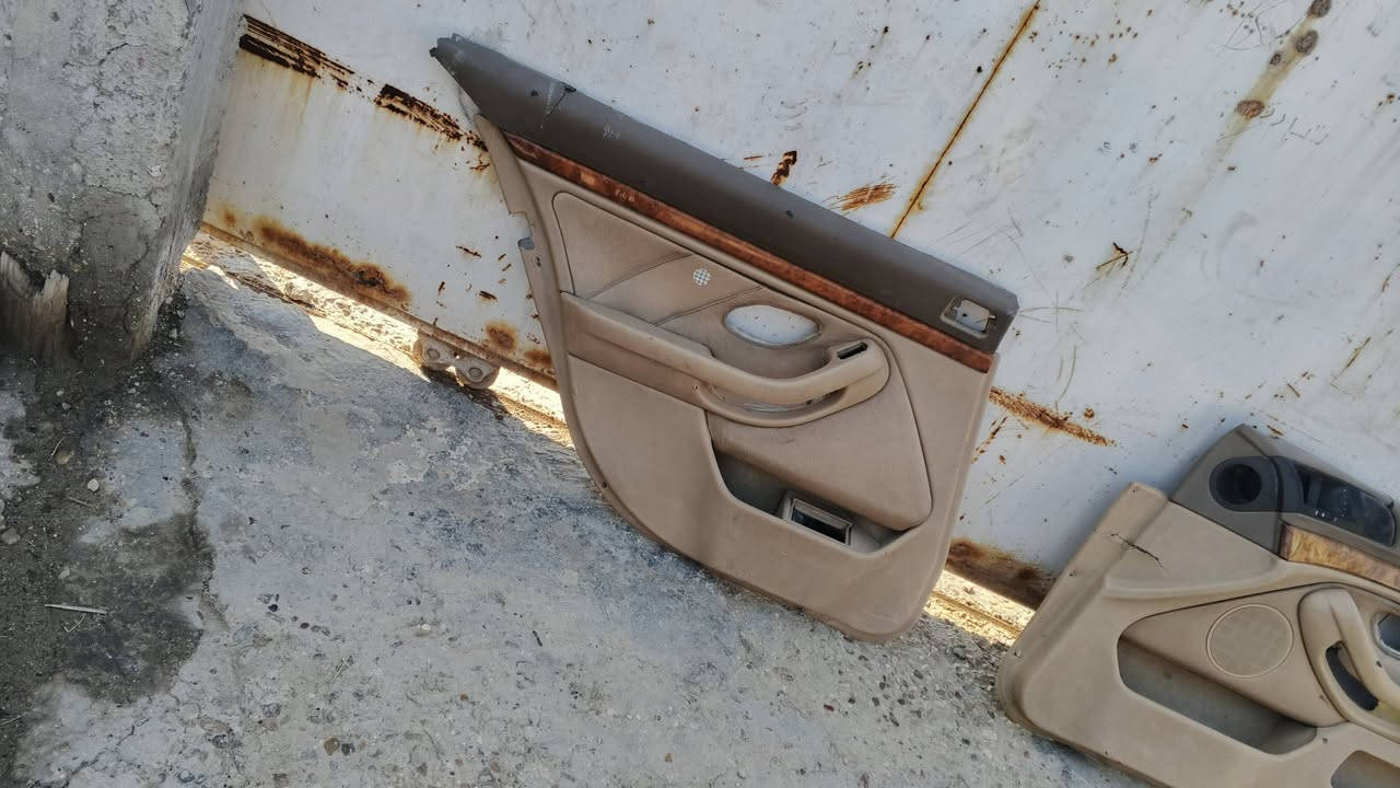 كشنات ابطاين  الي موجودات بالفيديو  مال صغر منهن حاويه الي فيدنه يجي خاص السعر 250 مكاني القاسم
