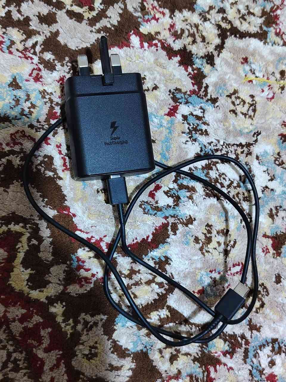 للبيع شاحنه اصلي 45 واط اقل من ساعه يفول موبايل مال سامسونك سعره 25


**إذا كنت صاحب هذا الإعلان وتريد حذفه لأي سبب، رجاءا أرسل رسالة إلى الدعم الفني**