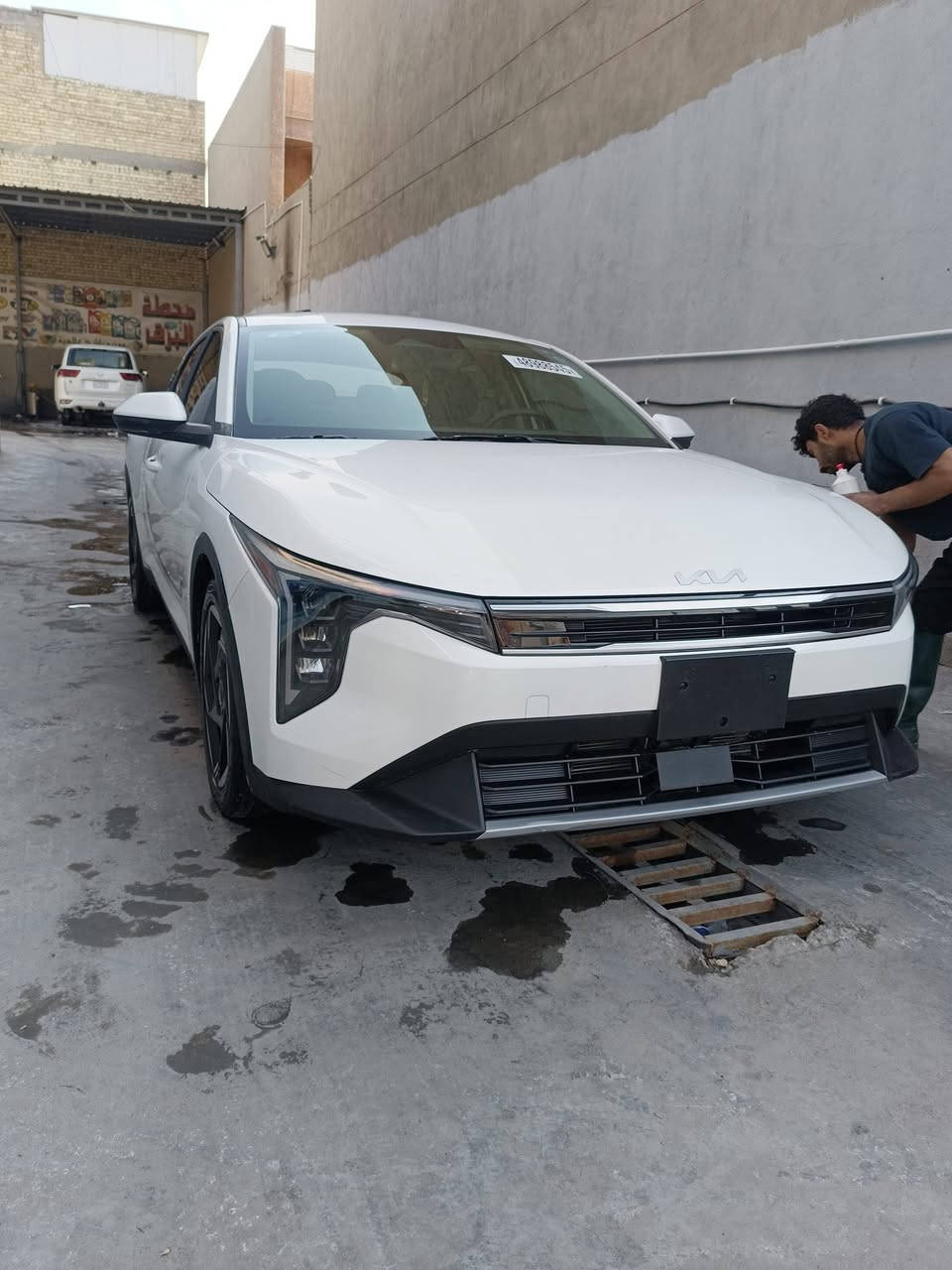 موديل ٢٥ بدون رقم EX ليبل واحد بدون تبديل صبغ قبغ جنطه او جاملغ مكانها بغداد حي اور السعر 170 بيه حك الجيه وتوجيب فقط 
***********
