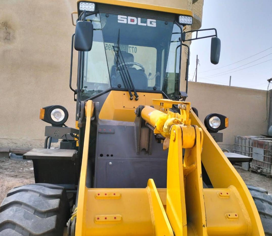 شفل للبيع موديل 24 زيرو مشتغل 100 ساعة مرقم كامل الرقم بصرة للإستفسار الاتصال ع هذا الرقم ***********
