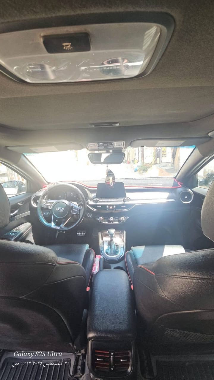 السلام عليكم كيا فورتي  GT 2020 للبيع 
كيا فورتي جيتي( سبورت) أعلى فئة بالفورتي رقم مثنى معوقين 
فول مواصفات 
بصمة تشتغل + ابواب + جنطه
فتحه سقف روف
دبل اكزوز صوت وفصله بلاد 
ستيرن حرف D
شفتات ستيرن
تحكمات ستيرن 
كشنات جلد 
كشنات تدفئة +تبريد
اناره ترحيب بالابواب 
اناره داخليه مع شعار GT 
اناره داخليه مع GT 🤍💙💚
اناره بالابواب ٧ الوان 
تبريد قطعتين 
كشنات ختم مع شعار GT 
كشنات خياط احمره بلاد مع رمز GT
حساسات خلفيه + اماميه 
رادار امامي + خلفي+ جانبي
نقاط عمياء
تحديد مسار 
قياده ذاتيه 
منع خروج عن مسار
بريك تلقائي 
مانع اصدام 
شاشة حجم ١١ انج 
ابل كار بلي + اندرويد 
كامره دواره تفاعل مع ستيرن 
مداخل usb 3 منافذ 
شحن واير ليس 
اشاير بالمري 
مري قلاب 
صندوق ذكي يفتح عنده الاقتراب 
عنده الاقتراب من سياره تفتح ابواب 
٣ وضعيه قياده ايكو + نورمال + سبورت 
صوت اكزوز يختلف عنده تغيره وضع قياده 
ويل عادي 
لد امامي + خلفي 
عدسه فراشه 
عدسه زنون بلاد 
اناره سقف لد بلادي 
بوصه 
مري وسط تعتيم 
اناره چكمچى
مساحه تخزين في سقف 
داخل سياره كامل جلد 
قماره شامواه بلاد
اناره دشبول علي ناصي 
مانع انزلاق 
شاشه عرض اعطال كبيره
السياره بيها 5 قطع صبغ ابيع حزام حتى لا اتعبك وتتعبني
السعر 118 وبيه مجال بسيط 
للإستفسار الاتصال على الرقم 
*********** متواجد واتساب
