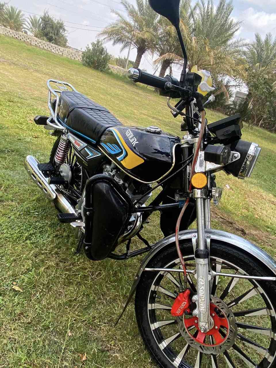 سلام عليكم دراجة للبيع سافان الأصلي ختم موديل2025 الشراي يتصل ***********
