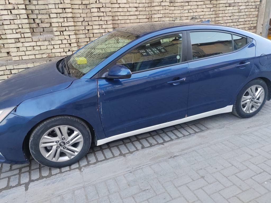 انتره مديل 19وارد امريكي سياره جاهزه من كلشي كير محرك حداده تبريد سياره ضرره بنيد ومدكر ولغد من فوك فقط وطخت بسيطه بسمي سياره سعر ١٢٠ بيه مجال قليل حق جيه لتواصل على رقم على فيس ما اتواجد *********** البصرة, العراق
