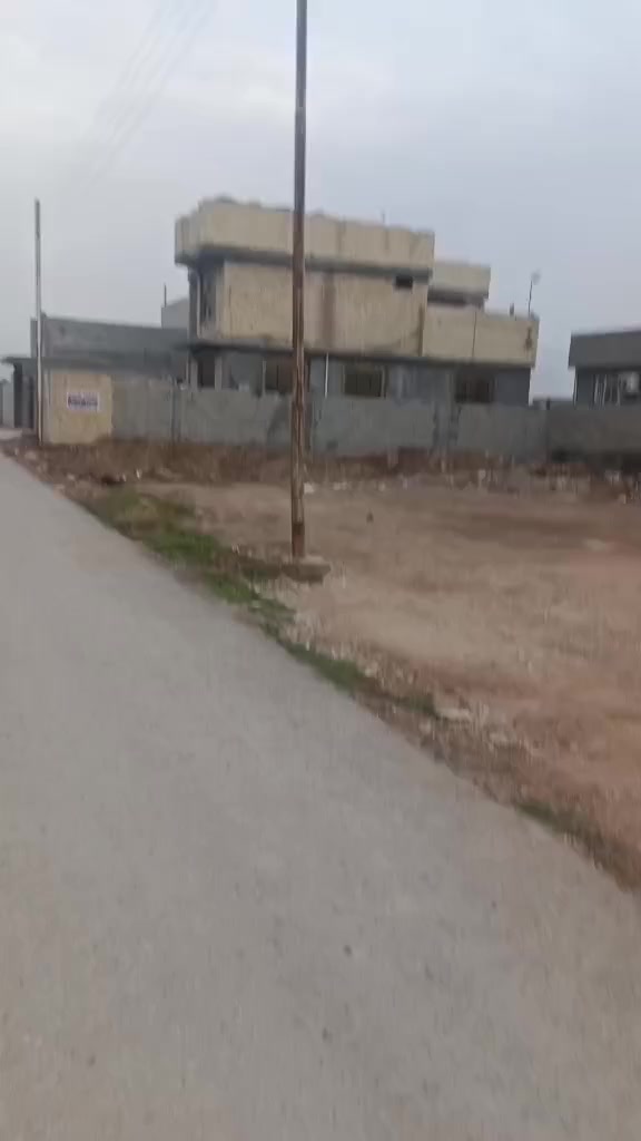 السلام عليكم
قطعة ارض زراعي
المساحة (250م) 
للاستفسار//(***********) ☎
