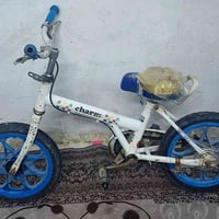 بسكليت ٢٥ • علي كريم