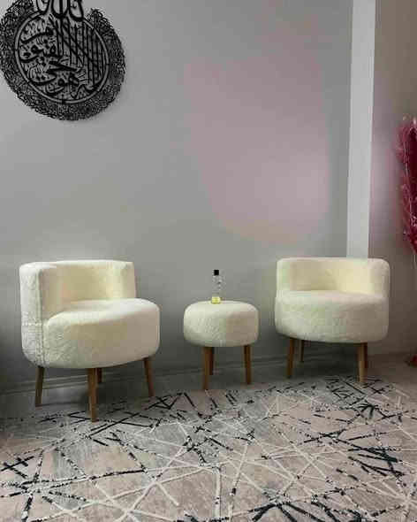 ركن الراحة والجمال صار بلاااش🔥
كونر الاسترخاء شرط الاصلي الثقيل 

الهيكل :خشب طبيعي متين 🪵
المقعد:اسفنج عالي الكثافه لراحه لا توصف ☁️
القماش:تيدي ناعم ولمسة فخمه 🪐
الالوان:تفصال حسب ذوقك (ابيض،اوف وايت،اسود،وردي،بيجي،جوزي،رصاصي،مشمشي) 
سهولة التنظيف:فقط بقطعة قماش رطبه🫧

القياسات
الكرسي :  العمق 60سم /العرض 65 سم /الارتفاع 67 سم 
البوف :قطر 38 سم /ارتفاع 45سم 

السعر ١٣٠ الف فقط والتوصيل مجاني 

احصلي عليه الان واصنعي زاويتكِ الخاصه من الهدوء والاناقة 👌🏻❤️    تواصل ***********
