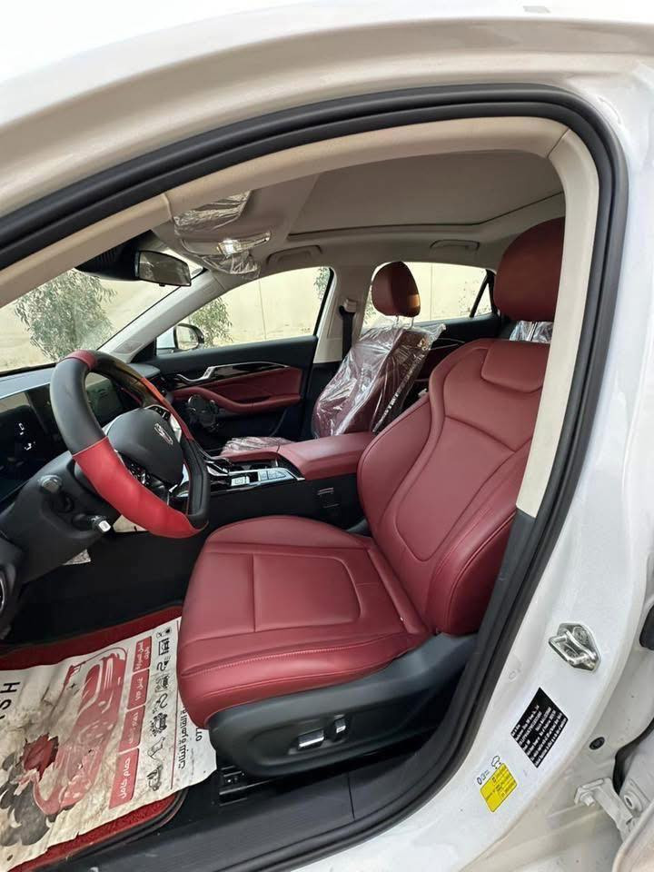 بيستون  فاو وكاله خليجي ضمان 5 سنوات
B70
موديل 2025

ماشيه 5 الاف السياره الزيرو

مكينه 2000تيربو 

فول مواصفات 1/1

لايتات لد 

تحكم بمستوى اللايت

رادات قرائة سرعة الطريق

نظام المحافظة على المسار 

رادار جانبي
تبريد مقاعد
كشنات جلد احمر +خزن ميموري +كهرباء 

شاشات دجتل 

شحن واير ليس 

كامرات محيطية

رادارات امامي خلفي 

سايد بريك دكمه 

صندوق كهرباء 

نقطة عمياء

سقف بنوراما 

مري كهرباء اشاير مري 

ركن الي للسيارة 

ويل كب 19

حساس ضغط اطارات

نظام abs مانع تزحلق

نظام فرامل طوارئ

نظام فرامل تلقائية

تحذير تصادم امامي

و بعد هواية مواصفات

رقم بغداد  حرة يعني مشتريهة كاش تحويل ثاني يوم 

للاستفسار ***********
