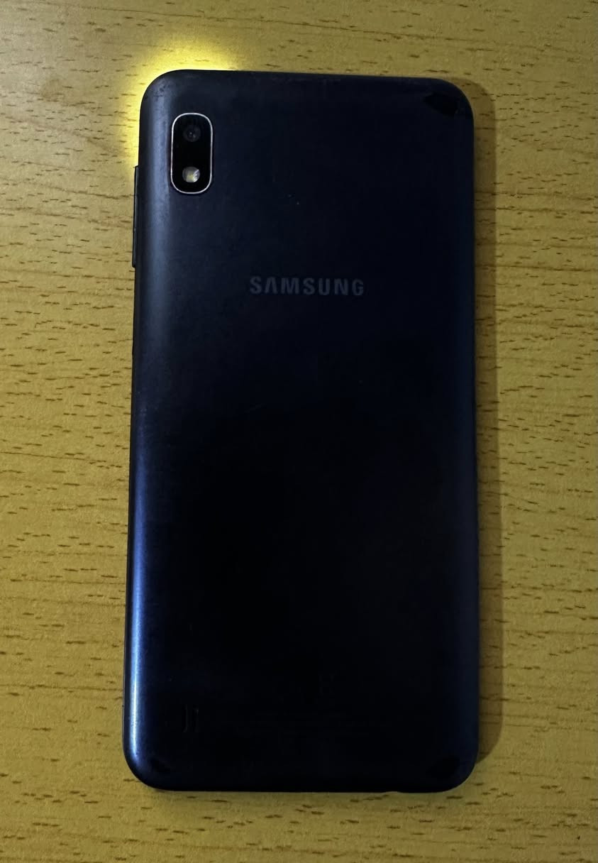 سامسونج A10 للبيع 
الجهاز شغال 100‎%‎ بس الشاشة مالته خالعة وبيها وصخه مثل ماموضحة بالصورة فقط 
والباقي مكفول 100‎%‎ شرط الفحص 
السعر : 45 الف 
ويوجد توصيل لجميع محافظات العراق 
للاستفسار خاص


**إذا كنت صاحب هذا الإعلان وتريد حذفه لأي سبب، رجاءا أرسل رسالة إلى الدعم الفني**