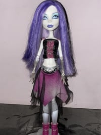 سبكترا فونديرغايست • اصدار ٢٠١١ • نادرة