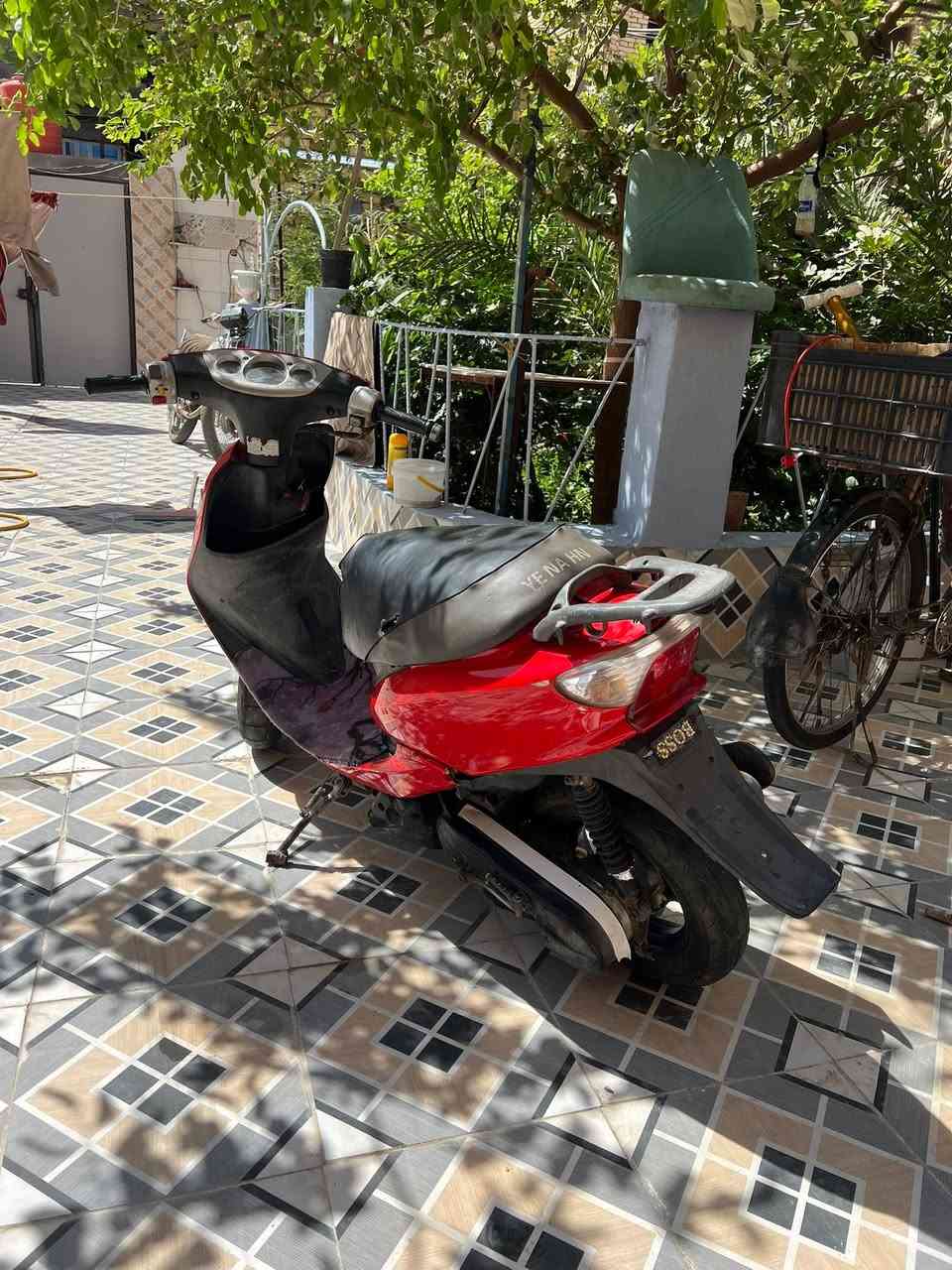 الطماطه 🍅 للبيع
عصفوري مكينه خرسه زوج تاير جديد 
سلف هندر 
السعر 275 وبيهه مجال بسيط مكان رميثه
للاستفسار ***********
