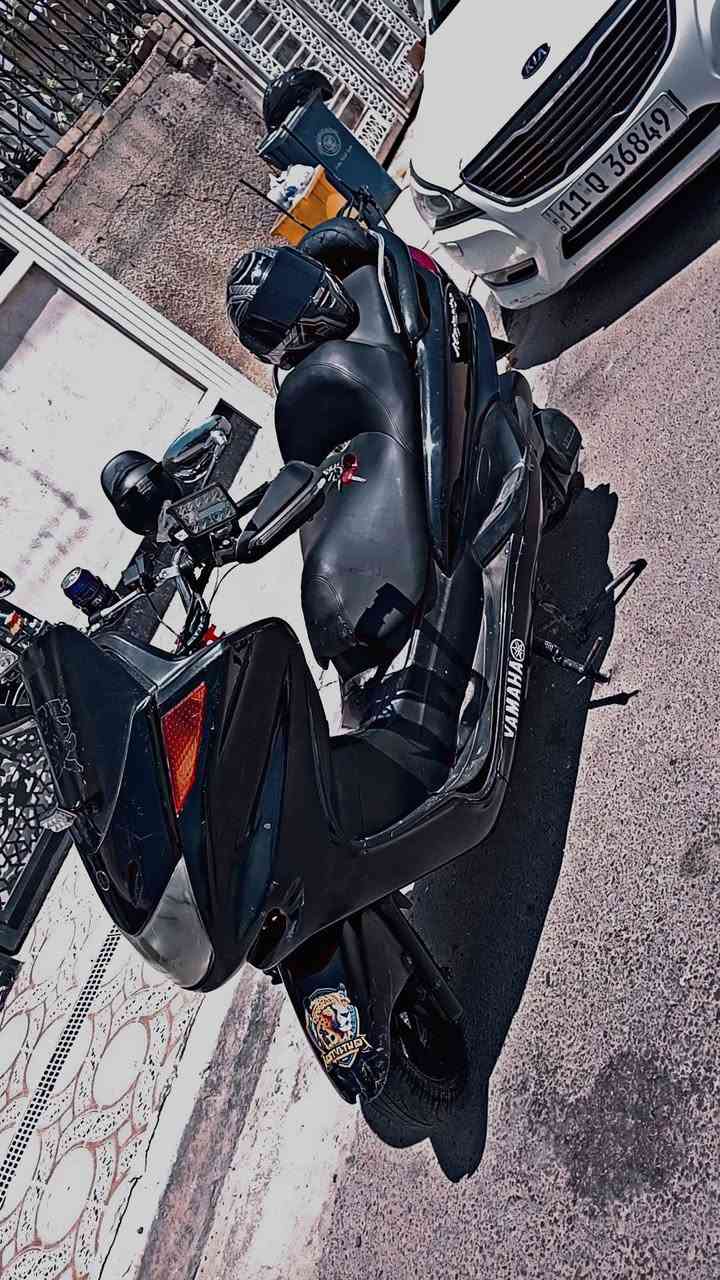 الهم صلي على محمد وآل محمد مراوس فقط 
ماجسته دبل رون محرك 250cc خير من الله دراجه مناقصه شي شلعه ومعدل تبارك الرحمن عن حلال ول حرام بيه بس شغلتين تجفيت دبل مامي وكلج خلفي اما عن كهربائية كله شغاله مزوده بل كامل من زنون ونشرات وشاحنه وحامل كواب ثنين وحامل هتف مري نيكل ستند حساس ستند تعليك قفل جكمجه شعال قفل صندوق شغال قفل ستيرن شغال وراق جاهزه كله مكاتبه سوي وياك دراجه  ما مثره من ناحيت دبلات وكلج خلفي مشيه ورزانته حلوه وشلعته حلوه معدله خير من الله مراوس فقط ريد نفس نضافه بس غير لون عندك بدون تزويد اسلمك بدون تزويد عندك مزود انطيك ممزود لين الغراض مكلفتني مانت الله ورسوله 
*********** كون بغداد
