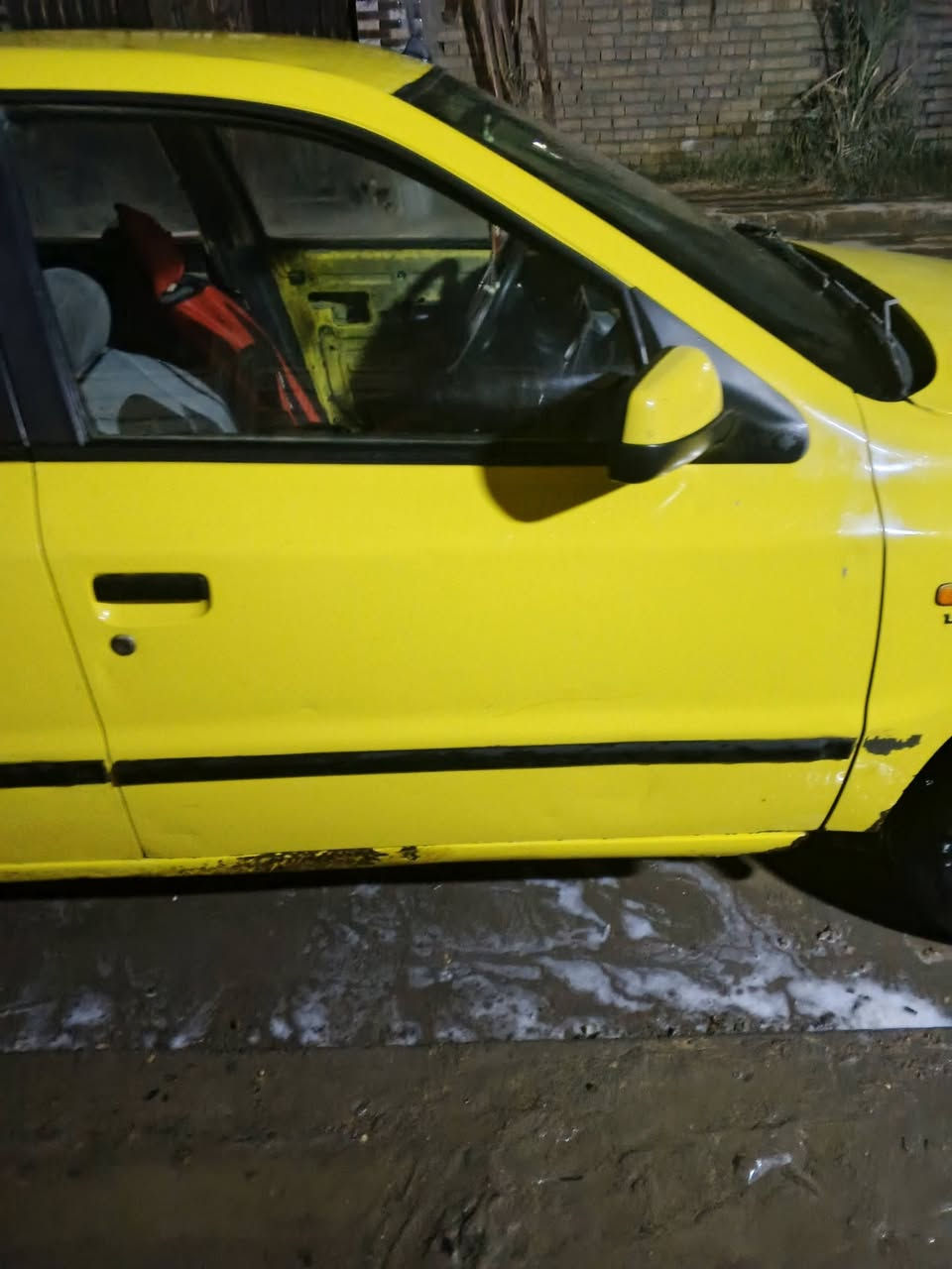 سلام عليكم اخوان سمند للبيع موديل 9 ليموني سياره سنويته لل27 مطلوبه هيئه وغرامات 600علمشتري يريد عليه سعرهه 22بيهه مجال مداور ثاني يوم بسمي  مكينه كير كله نضيف تبريد ماكو مكانهه بغداد عبيدي هذه رقمي ***********
