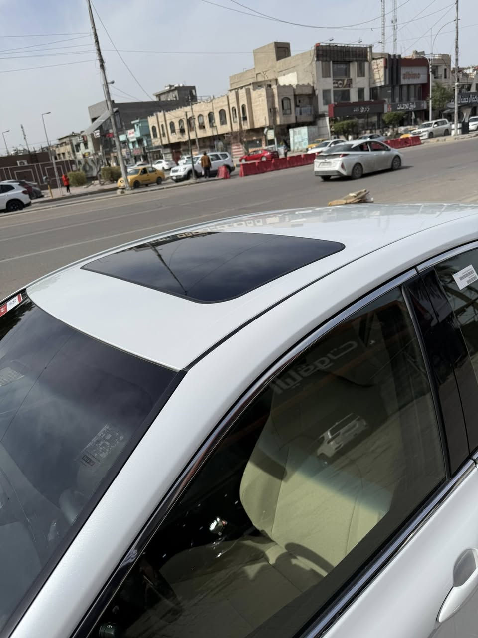 السلام عليكم كامري ٢٠٢٥ وكالة ساز Le بانزين
ماشيه ١٣ الف
مكان حي الجامعه
السعر ٢٧٨٠٠$
***********
