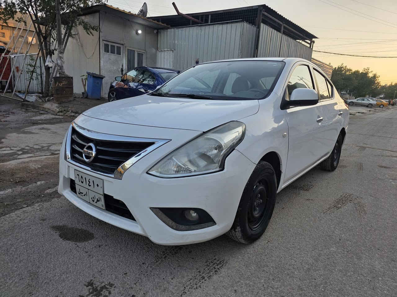 نيسان سني ٢٠٢٠ خليجي بليته زركه ماشيه ٥٧ حقيقي بيه باب السايق مبدل وبيه ٣ مكانات بارد صغار محرك كير كفاله رقم اربيل باسم شركه سنويته تصقط بعد ٥ اشهر التحويل على المشتري والشركه تاخذ ٥ اوراق السعر ٩٣ ورقه مكان السياره بغداد للاتصال ***********
