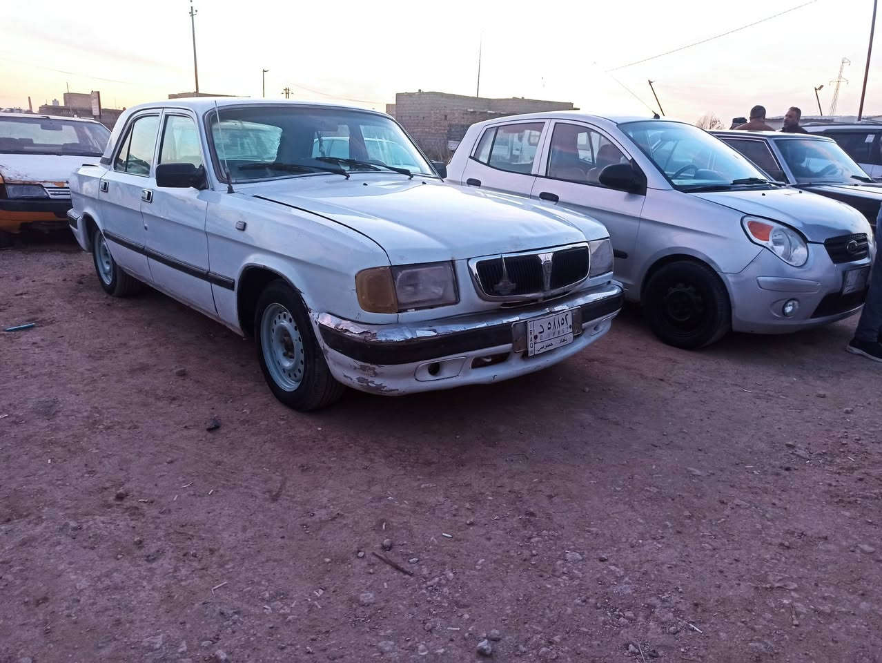 السلام عليكم
فولكه للبيع  مكينه وگير ونجي رقم بغداد راعيها يمي بسوق الشيوخ السعــر 35 وبيها مجال للطيبين 
***********
