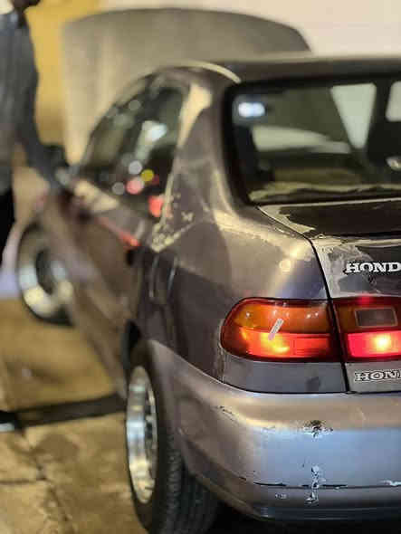 السلام عليكم هوندا سيفك ياباني 🇯🇵 كير اوتو رقم انكليزي بغداد شرط تحويل ويل BBS داش كام غرفه نظافه فوول كلشي بيه شغال موديل 1994 السعر 42 وبيه مجال ***********
