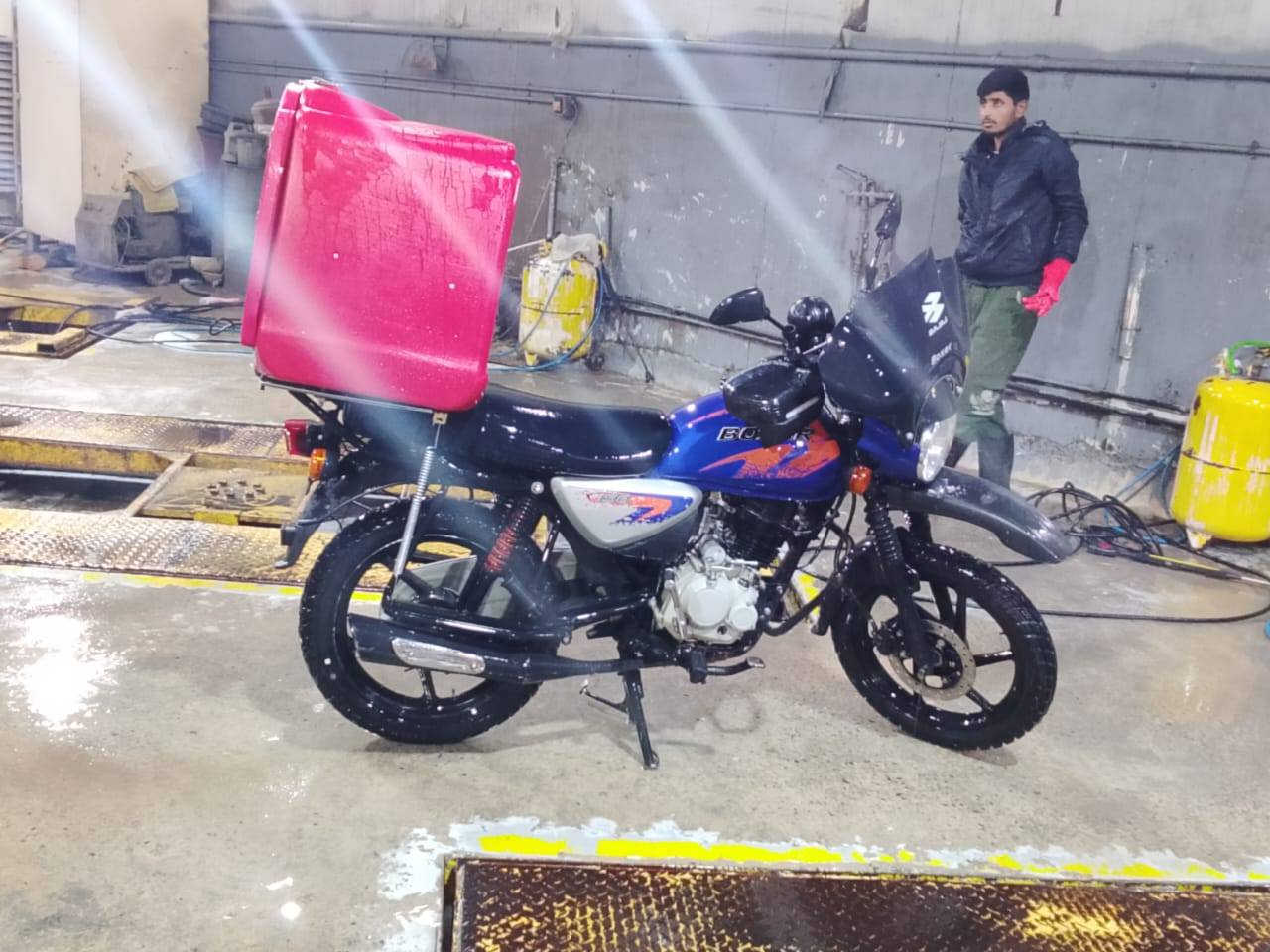 السلام عليكم بوكسر 2023 مجفته جديد وكاله رقم بغداد دولي لوحات 2بسمي تحويل مباشر  سعره 2300 وبيه مجال *********** مكلف بل نشر مكاني البنوك
