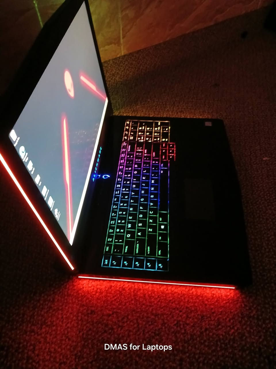 لابتوب مستعمل نظيف
شاشة كبيرة و مواصفات حلو

السعر 695 الف ثابت قفل

لابتوب Dell Alienware 17 R5 گيمينگ مستعمل
شاشة 17.1 إنج QHD (2K) 120Hz
كرت شاشة GTX 1080 8GB خارجي
اقوی كرت شاشة خارجي من فئة GTX
رام 16GB DDR4
معالج i7-8750H جيل ثامن
1TB HDD + 500GB NVMe
شاحن 330 واط
 کیبورد فول RGB 
ملاحظة: ما عندي أقساط وما أسوي تبديل رجاءً.
الموقع: أربيل
للتواصل: *********** واتساب
