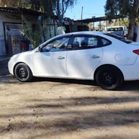 للبيع النترا ٢٠٠٩ خليجيه مكينه ١٦٠٠ دكشن عالي ٣ قطع بدون دواخل السع ١٠...