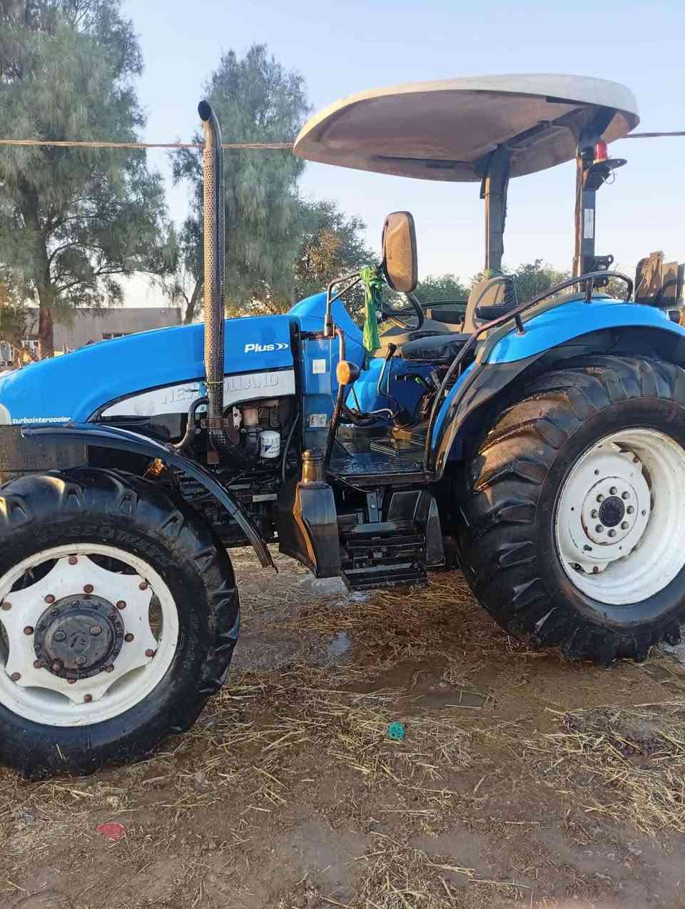 مكينه نيوهلند حجم 90الرقم اربيل مكينه المكان بابل جبله الشراي يتصل 
‏‪0776 624 7664‬‏ بيه واتساب
