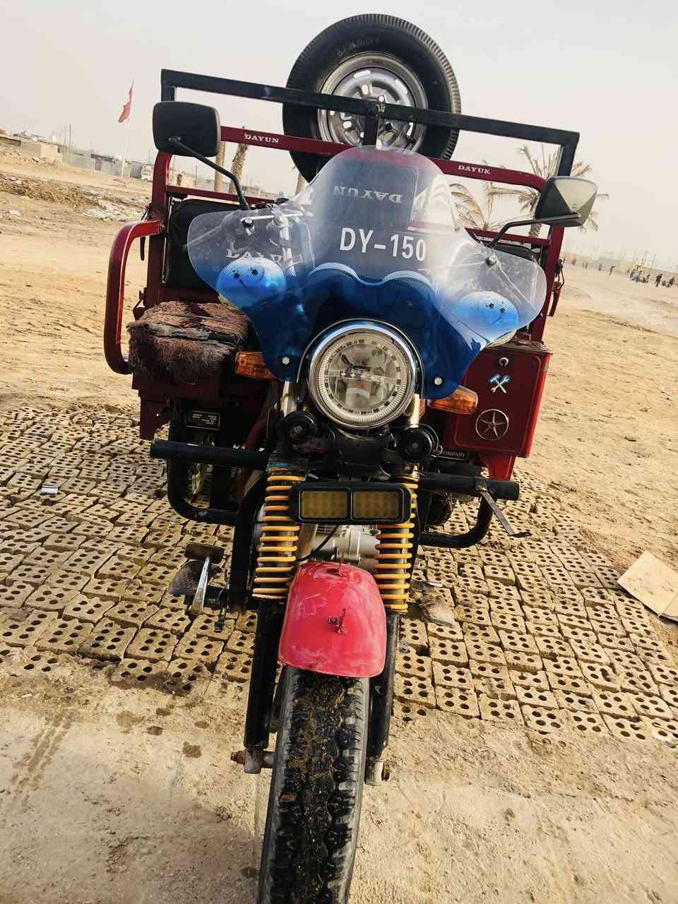 سلام عليكم ستوته موديل 21ستوته نضيفه حله من صور جهزه ما نقصه ايشي ارواق صولي مكاني بغداد بسمايه رقمي *********** سعرها 1600وبيه مجال وياه قمريه بس شايله
