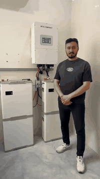 🌞 منظومة طاقة شمسية بسعة 30 أمبير – الآن في الرمادي! ⚡

وفر على فاتورة الكهرباء وتمتع بطاقة نظيفة ومتواصلة مع أفضل منظومة طاقة شمسية مجهّزة بـ إنفيرتر MTSIP65 الموثوق.

مميزات المنظومة:

🔋 سعة 30 أمبير مناسبة لتشغيل أغلب الأجهزة المنزلية الأساسية.

⚡ إنفيرتر (MTS (IP65 عالي الكفاءة، يساعد بشكل فعّال على تقليل فاتورة الكهرباء.

🔋 بطاريات BYD المعروفة بالأداء الممتاز وطول العمر.

🌞 استثمار ذكي يضمن لك طاقة مستقرة طوال اليوم.

📞 للاستفسار والحجز يرجى التواصل عبر الخاص أو الاتصال المباشر.

📞 اتصل الآن على:
*********** مهندسة صفا
 ‏ *********** ‏ مهندس عزيز 
📍 زورنا في: بغداد – حي الجامعة، شارع الربيع، قرب أسواق ابو طلال 2
