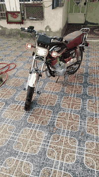 سلام عليكم دراجه سيفان موديل 22دراجه خير من الله جاهزه من كلشي السعر 500وبيه مجال لن متوازي عل بيعه المكان بغداد ناحيه لوحده. ‏‪***********‬‏  لتصال رصيد وتساب موجود
