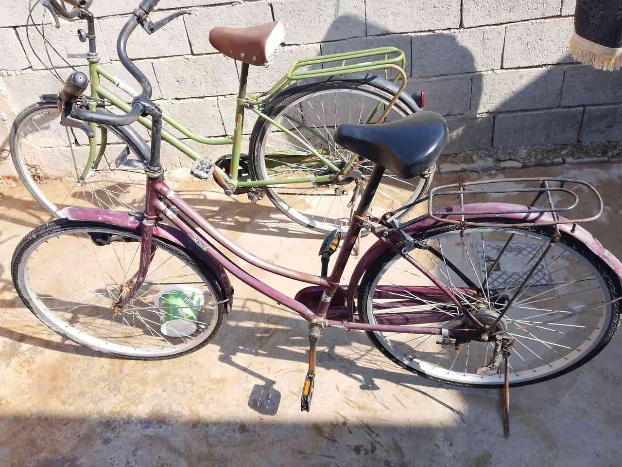 بايسكلات البيع شرط من كل عيب بس الحمر نقص سيم بريك فقط والباقي كدام العين السعر 90 اثينهن


**إذا كنت صاحب هذا الإعلان وتريد حذفه لأي سبب، رجاءا أرسل رسالة إلى الدعم الفني**