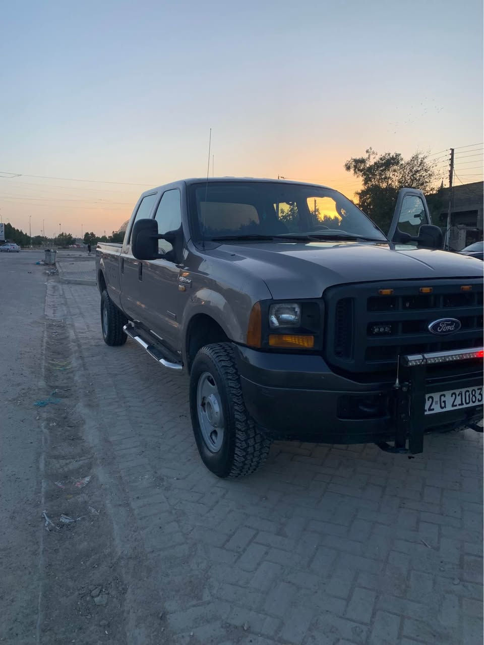 للبيع فورد سوبر ديوتي F350محرك 8سلندر كاز موديل 2007السيارة تبريد تدفئة ماناقصة شي تخم تاير جديد تخم باتري جديد سيارة جديدة بمعنى الكلمة بأسمي السيارة سعرها 120ورقة وبيها مجال والسعر قابل للتفاوض العنوان بغداد حي الجهاد لتواصل واتساب *********** او *********** بغداد, العراق
