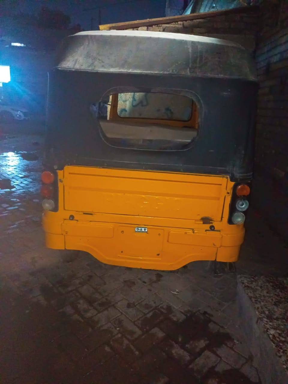 بياجو 18 أوراق كامله محوره مكينه(باجاج 22) اي نقص مابيها السعر 2250 وبيها مجال العنوان بغداد حي اور تواصل خاص


**إذا كنت صاحب هذا الإعلان وتريد حذفه لأي سبب، رجاءا أرسل رسالة إلى الدعم الفني**