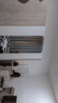 سلام عليكم بيت 100مترة مربع واجه 8 نزال 12 يحتوي على أربع غرف استقبال حاولي مطبخ حمامات 3 بناء حديث درجة اولى موقعة خلف سوق الصغير سعرة 165وبي مجال للشراي رقمي ***********
