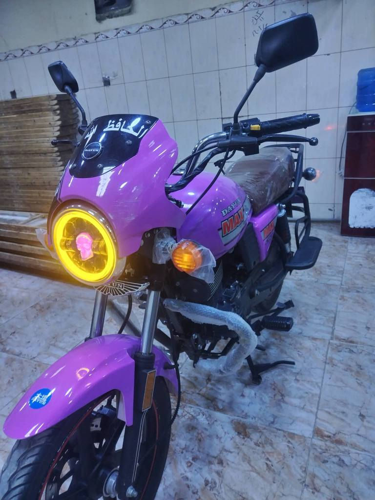 السلام عليكم دراجه دايوان للبيع مديد 23اوراق اصولي محرك 200السعر واحد او 900العنوان كوت الخاچيه للاستفسار ***********
