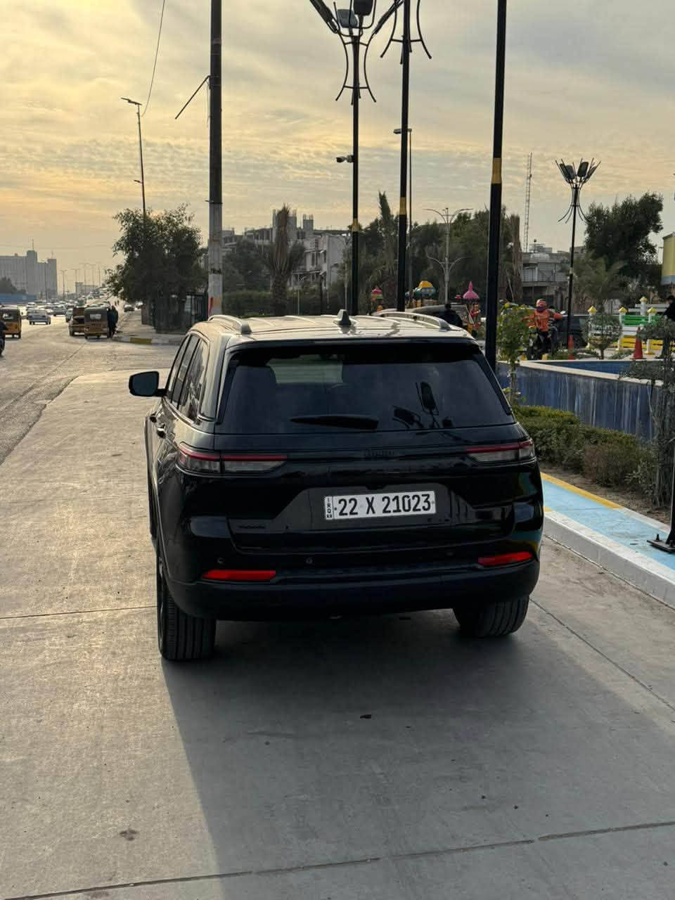 جيب جراند شيروكي (بلاك إديشن) (2024)
فول مواصفات 💯
🚗 وارد أمريكي
📍 رقم أربيل
✨ دخول جديد
📏 ماشية 6000 كم
🌞 فتحة سقف
🪑 كشنات جلد وكنتارة
⚙️ كشنات كهربائية
🔥 هيتر كشنات
🖤 بلاك إديشن
🛞 ويل قياس 20 إنج

📮 السـعـر ✅ لايك و تعليق يصلك  ع ماسنجر  📩

مكان تواجد السيارة: بغداد الجديدة
رقم صاحب السيارة: ***********
***********
 الصفحة مكلف بالنشر
