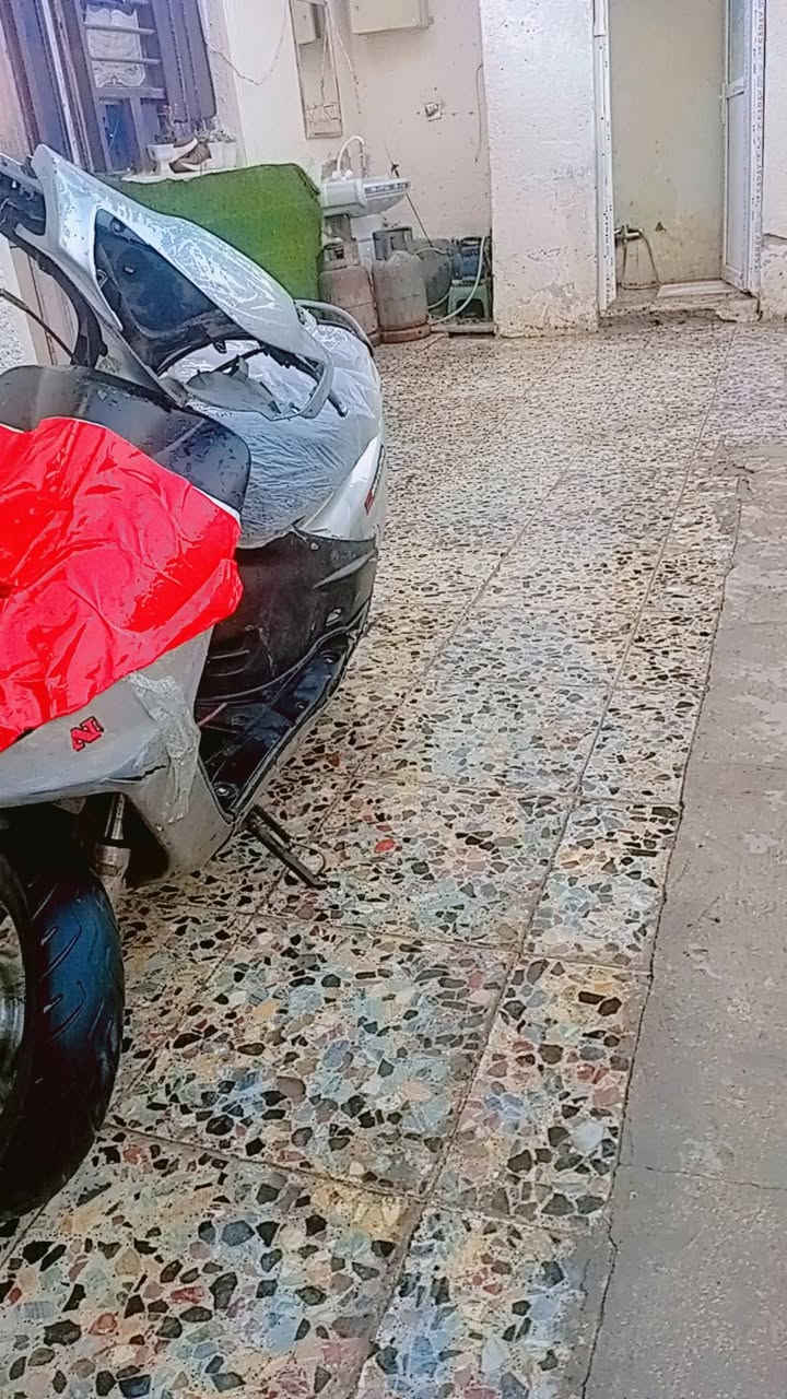 السلام عليكم ماكس قجمه ١٢٠ كاماله تايرات جدد كله جديد محرك جديد كله جديد دشبول موجود كلجات جدد دراجه كلش حلوه سعره ١٧٠ مكاني بغداد الحسينيه ***********

