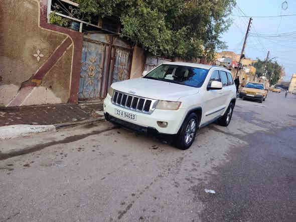 سلام عليكم للبيع جيب شيروكي 2011 سنويه 27 رقم بغداد سياره وارد أمريكي داخله كلين بيه حادث بل عراق باب مبدل خلف السائق و الجاملغ شبر بي صبغ خلف السائق مكينه 6سلندر مكينه 3600شاشه كبيره حساسات خلفيه كير ومكينه مكفولات تبريدها ثلج سياره بسمي تحويلها ثاني يوم
و وين ماتريد وديها افحصها السياره استخدام شخصي
***********
مكلف بنشر رقم صاحب السياره موجود السعر ١٦٠
