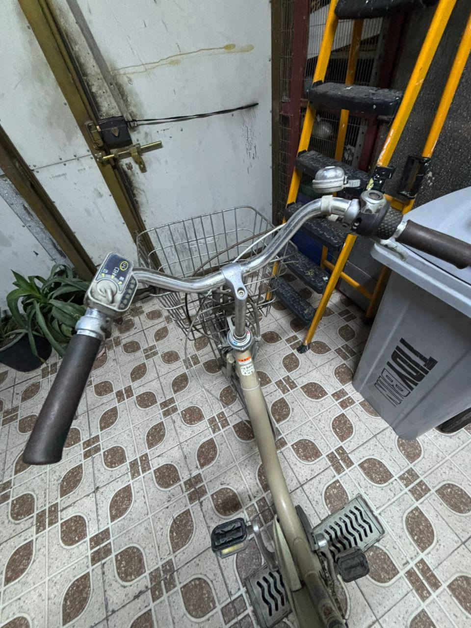 للبيع بي بطاريات ونمر سرعه بي مأطور زياده سرعه وشلعه  ياباني بغداد سعر ٢٢٥      ستفسار ***********
