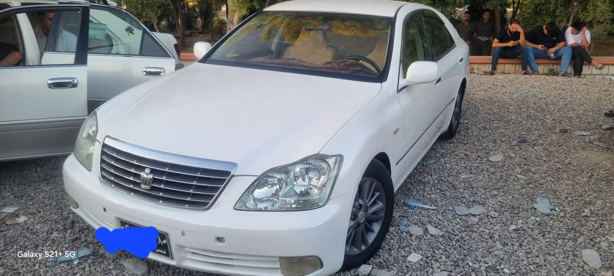 بە ناوی خوای گە وەرە
شاینە ی 2005 ی بڕاوە دودگمەی ناوزەرد

بی مسرف چوارتای تازە ی لە ژیرە 

شتی نمونە وجوان بە شەرتی سقف وکەفرگۆڕاو 

مە کینە بجوك بە بجوك کە م بە نزین خۆر

44´$گە ڵامجالیکی کە م کە لار***********
