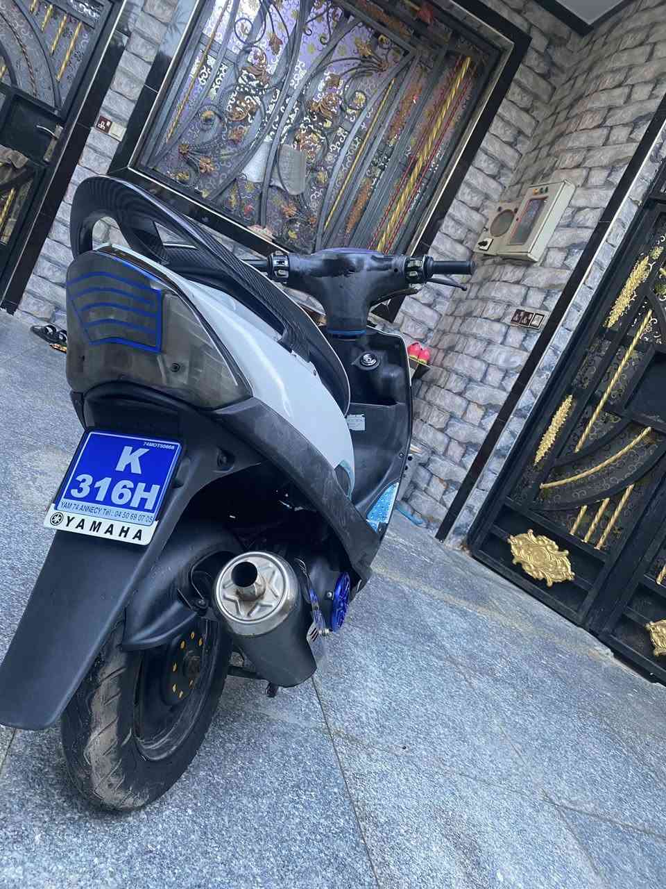 سلام عليكم ماكس عدله للبيع دراجه مفتوحه بوشه وراجعه عل بلاد كلجات رياضي WF فول شلعه ومعدل نقصه بس باتري سعره 600 وبيه مجال بسيط مكان بصره قضاء شط العرب  رقم ***********
