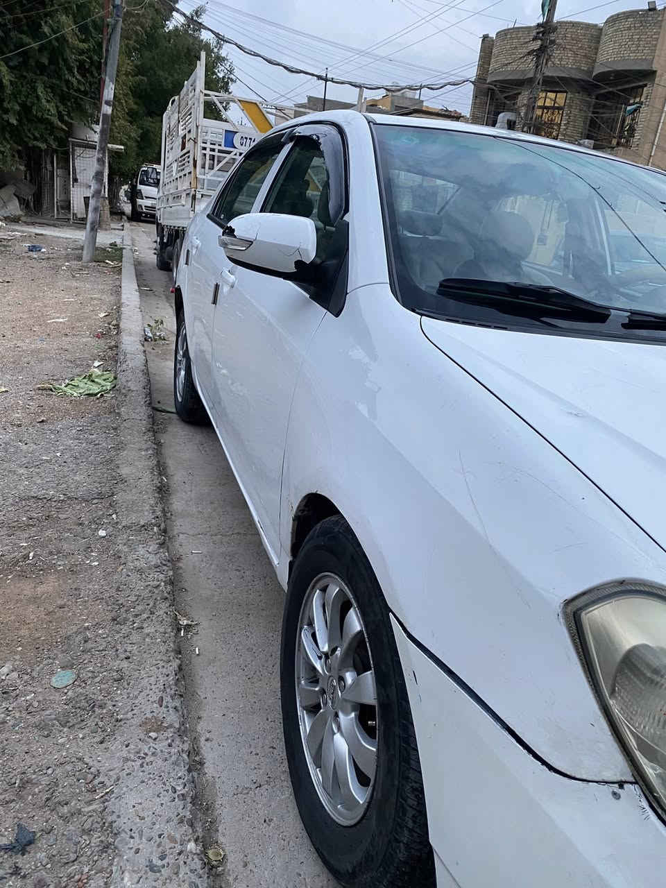 سلام عليكم سياره البيع موديل 2016بسمي سياره بيه خربطه بيه رشات صبغ سعر 57وبيه مجال مكاني بغداد الزعفرانيه *********** مستعجل عله بيعته
