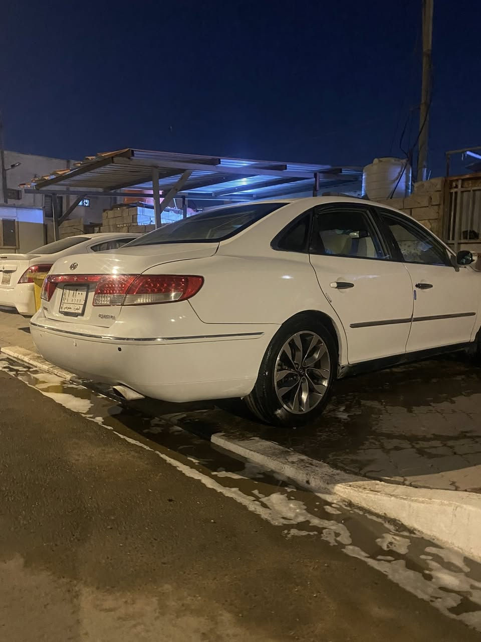 ازيرا 2008 رقم بصره مميز بس ولد بيتهم بل بصره تحويل ثاني بيه سنويه ضايعه ماشين بل معامله باقيه شي خفيف وتخلص سياره مصبوغه عام مكينه 3300 ستوني شاد مكينه وكير سياره بيه نواقص بسيطه فول موصفات فتحه كراسي كهرباء صرفيته حلوه سعر75 
ما متواجد فيس *********** مكاني بصره
