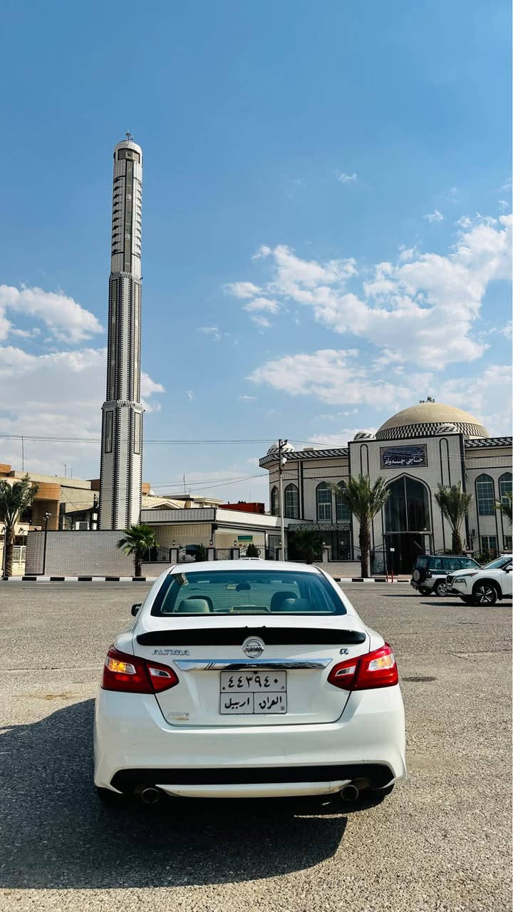 تەنها بۆنیت بۆیاغە لەگەل ٤ جیگای تعدیل ساردەکوت ژورئ نیتی شانسی و بەتانەی گئر و مەکینەی نەکراوەتە بئ کیشەیە ئەرباگی سوکانی سیستەمە ناو زەرد مواسفات s ٢٠١٦ ١٥٠ هەزار رۆشتوە مەجالیکی کەم *********** أربيل, العراق

