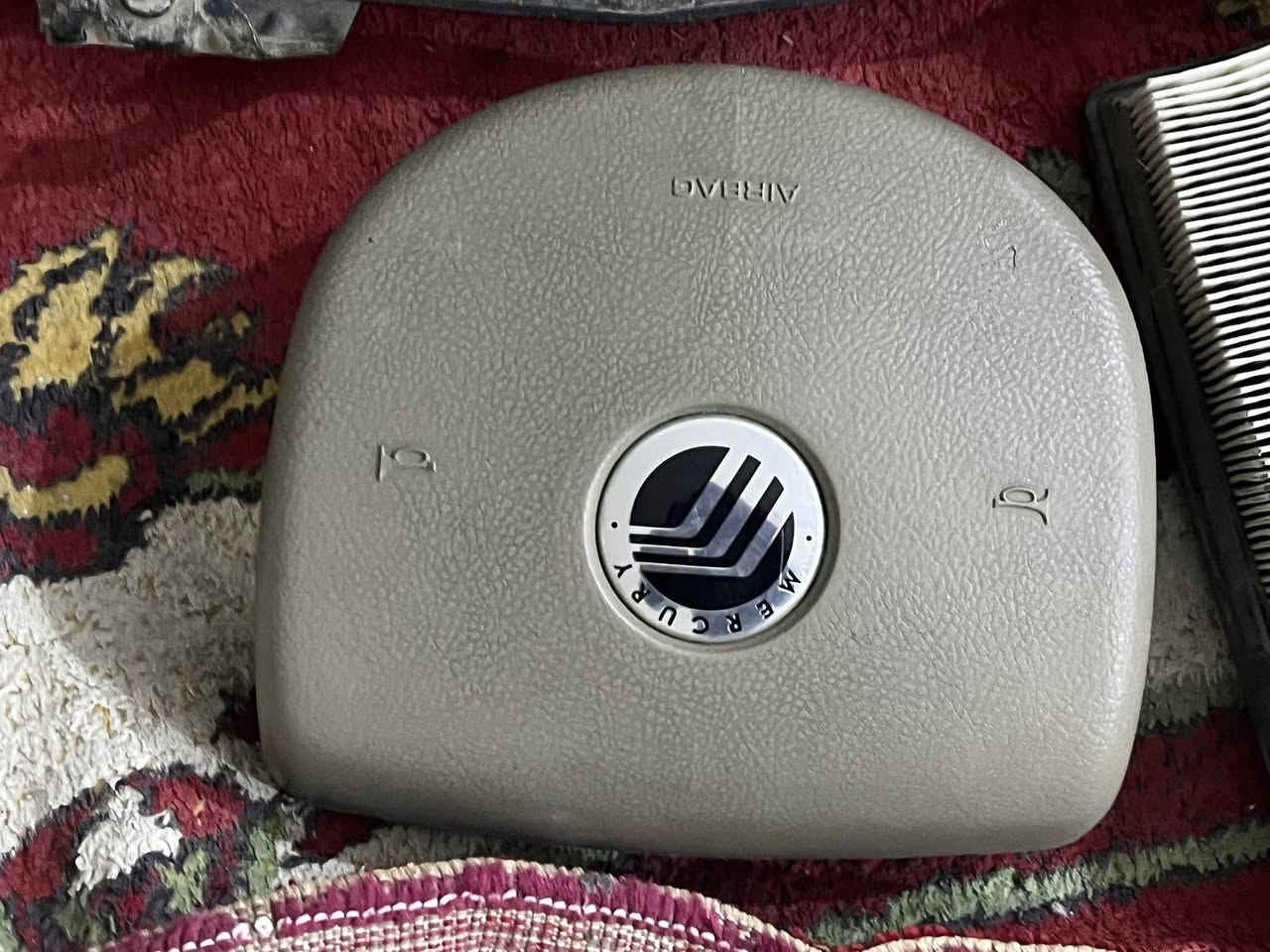 سلام عليكم قطع غيار فورد فكتوريا للتواصل والأسعار خاص متواجد ماسنجر وات ساب ***********اتصال *********** الاسعار خاص
