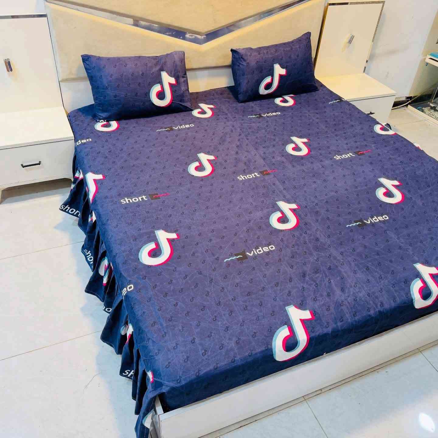 🔥 عرض قوي ومحدود 🔥
مو كل يوم تحصل فرشة بهالسعر والجودة 😎

🛏 فرشة سرير فاخرة
💰 السعر: فقط ٩ الاف فقط
لاستيك من اربع جهات

⭐ القياس:
180 × 200 (قياس ستندر للسرير)

🚚 التوصيل متوفر📍
📍المحافظات: 5,000 دينار
للحجز راسلنا خاص الآن قبل نفاد الكمية


**إذا كنت صاحب هذا الإعلان وتريد حذفه لأي سبب، رجاءا أرسل رسالة إلى الدعم الفني**