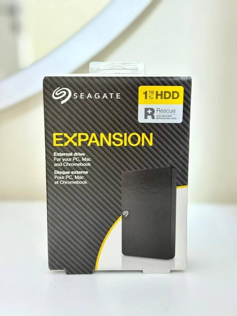 هارد خارجي واحد تيرا جديد ماركة Seagate أصلي متوافق مع الكومبيوتر لابتوب بلايستيشن 4 & 5 والاكس بوكس 
السعر 85 ألف .. متوفر توصيل 

ملاحظة هذا الهارد ينباع بشارع الصناعة بغداد ب130 ألف


**إذا كنت صاحب هذا الإعلان وتريد حذفه لأي سبب، رجاءا أرسل رسالة إلى الدعم الفني**